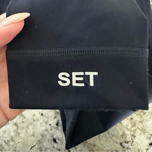 Navy Set Active Set - Picture 3 of 3